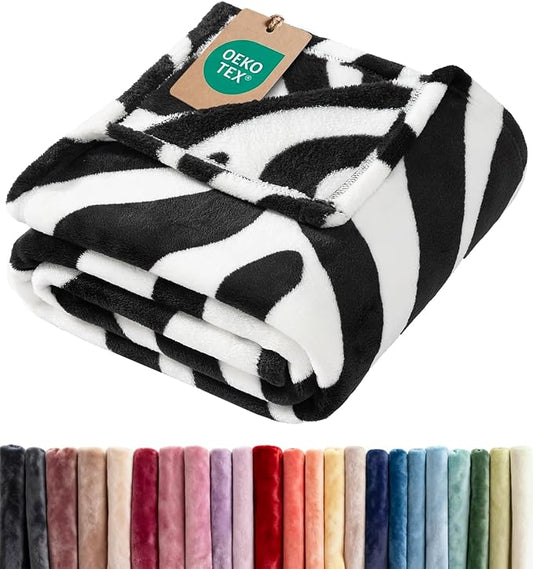 Ultra Soft Fleece Blanket - Flannel Fleece Luxury Blanket - Lightweight for Couch Bed Chair - Thick, Warm and Breathable - All Season Cozy Fuzzy, Anti-Static Microplush Bedding, Queen, Design 284