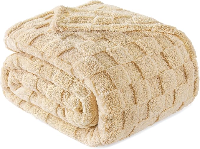 Exclusivo Mezcla 3D Checkered Fleece King Blanket for Bed, Camel | Super Soft and Cozy Fluffy Blanket, Lightweigh and Breathable Blanket for Living Room, Bedroom, Decor, All Season, 104"x90"