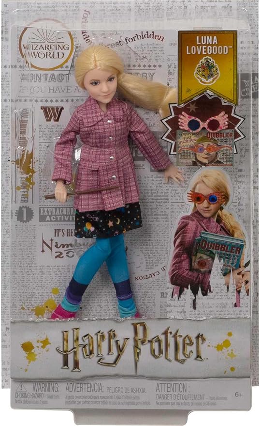 Mattel Harry Potter Collectible Toy, Luna Lovegood Doll & Accessories, Signature Look with Quibbler & Spectrespecs