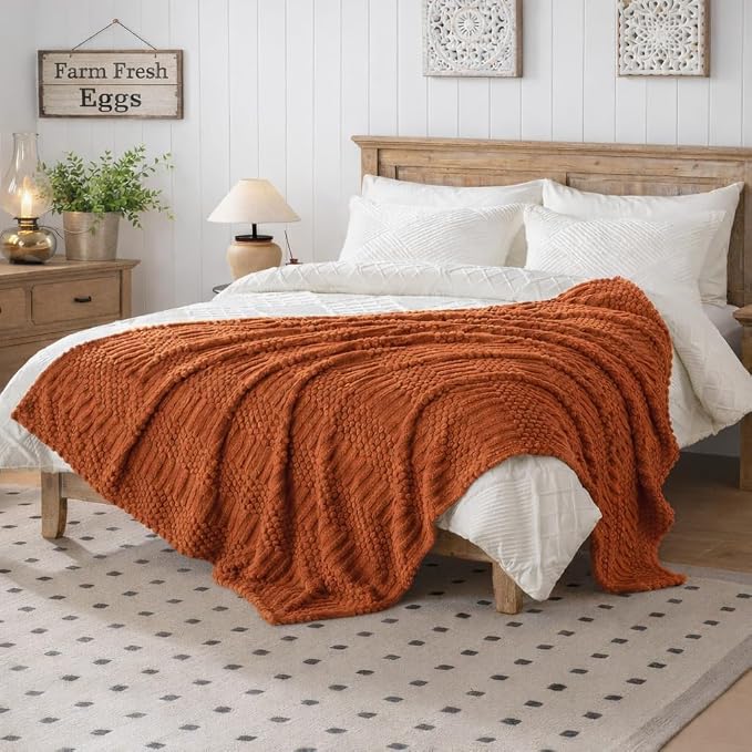 Rust Throw Blanket - Soft & Fluffy Fleece, Cute & Aesthetic, Perfect for Sofa, Couch, Chair, Bed, Living Room & Bedroom, All-Season Use, Plush & Cozy Decorative Blanket