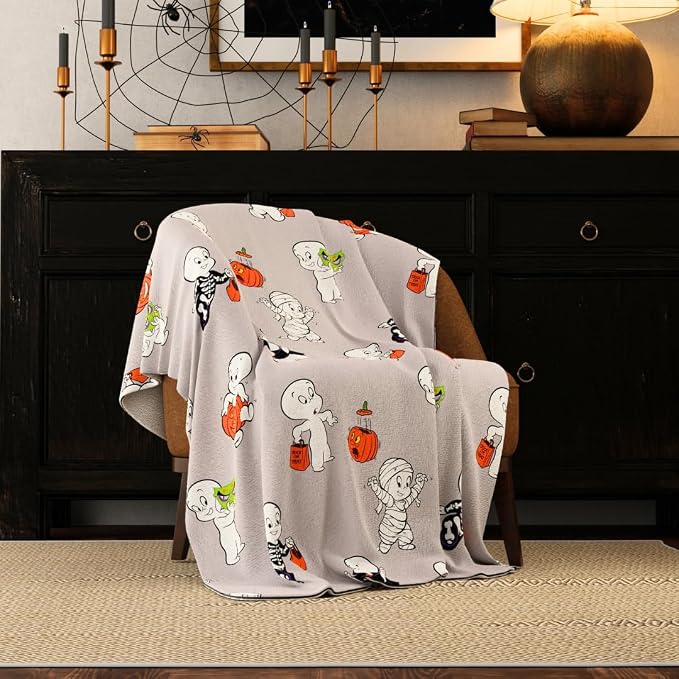 Casper The Friendly Ghost Halloween Throw Blanket, Super Soft Cozy Plush Bedding, 50" x 70", (Officially Licensed Product) by Franco