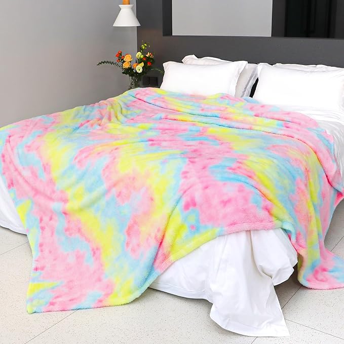 MUGD Lightweight Blanket Fleece Big Blanket Fuzzy Throw Blanket for Bed Queen Size