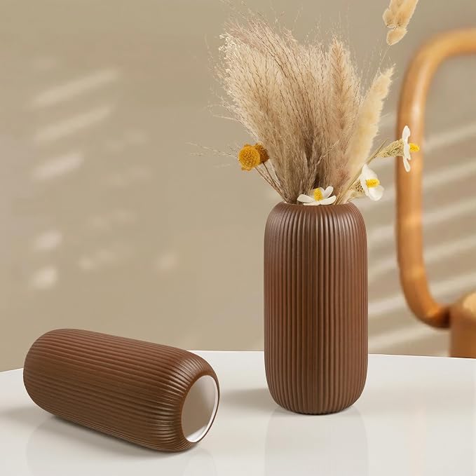 Ceramic Vase for Flowers – Modern Small Ribbed Textured Flower Vase for Home Decor, Pampas Grass, Decorative, Farmhouse, Coffee Table, Kitchen Centerpieces, Bookshelf and Home Living (Caramel)