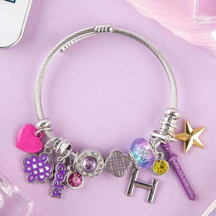 K-Pop Merch Toys Bracelet Gifts for Girls,Valentines Day Gifts Stuff Merchandise Jewelry Accessories for Women,Birthday Gift for Sister