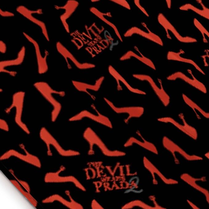 Jay Franco The Devil Wears Prada Satin Pillowcase – Pillow Cover ONLY – 20 x 30 Inch Standard Size Super Soft & Comfort Bedding, Official Licensed Product, Black