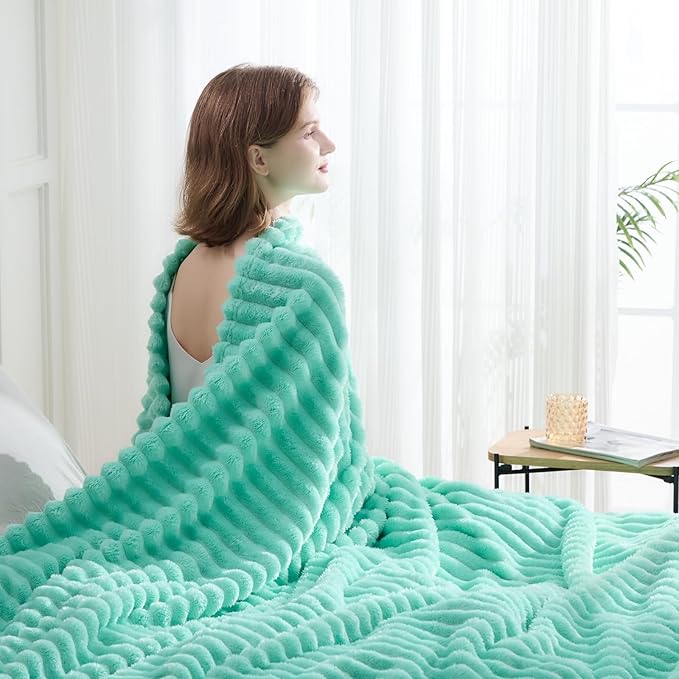 NEWCOSPLAY Super Soft Throw Blanket Aqua Premium Silky Flannel Fleece 3D Ribbed Jacquard Lightweight Bed Blanket All Season Use (Aqua Ribbed, Throw(50"x60"))