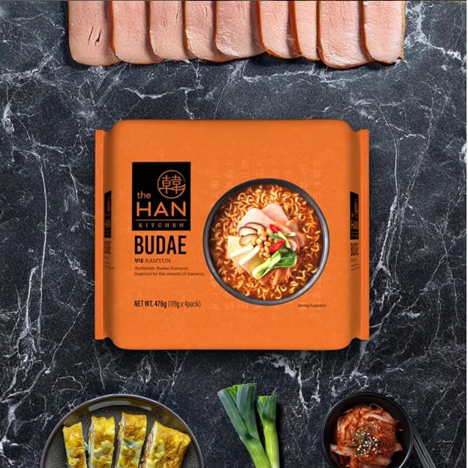 Korean instant ramen with thick noodles and a spicy, savoury broth. The Han Kitchen Pocha Ramyun K-Army Budae Jjigae style noodles, ready in 5 minutes.118 g (Pack of 4)
