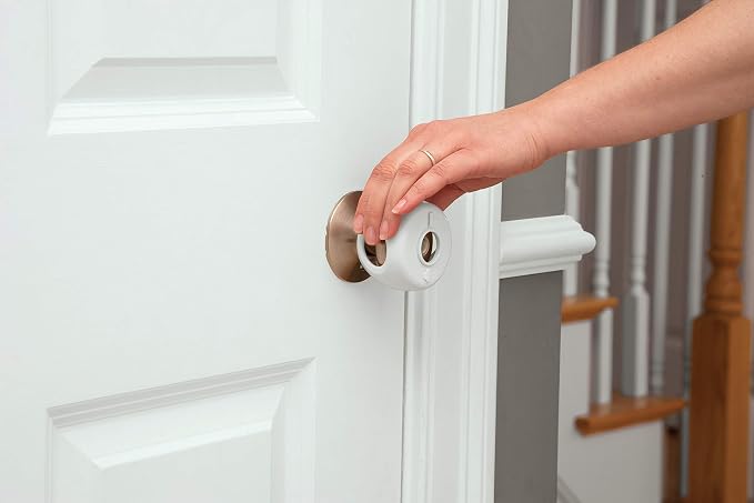 Safety 1st Parent Grip Door Knob Covers, White, One Size (HS3260600), Packaging May Vary (Pack of 8)