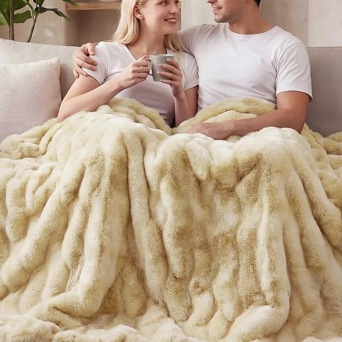 ORINOVA Light Tie-dye Yellow Twin Fuzzy Ultra Soft Bed Comfy Blanket 60x80 Cozy Faux Fur Throw Blanket for Living Room Thick Fluffy Furry Blanket Home Gifts 860 GSM