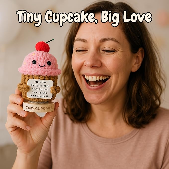Friendship Gift for Women - Handmade Positive Cupcake Crochet Doll with 30 Cute and Uplifting Affirmation Cards - Birthday Gift for Women, Best Friend, Coworkers, Classmate, Sister, Woman Friends, BFF