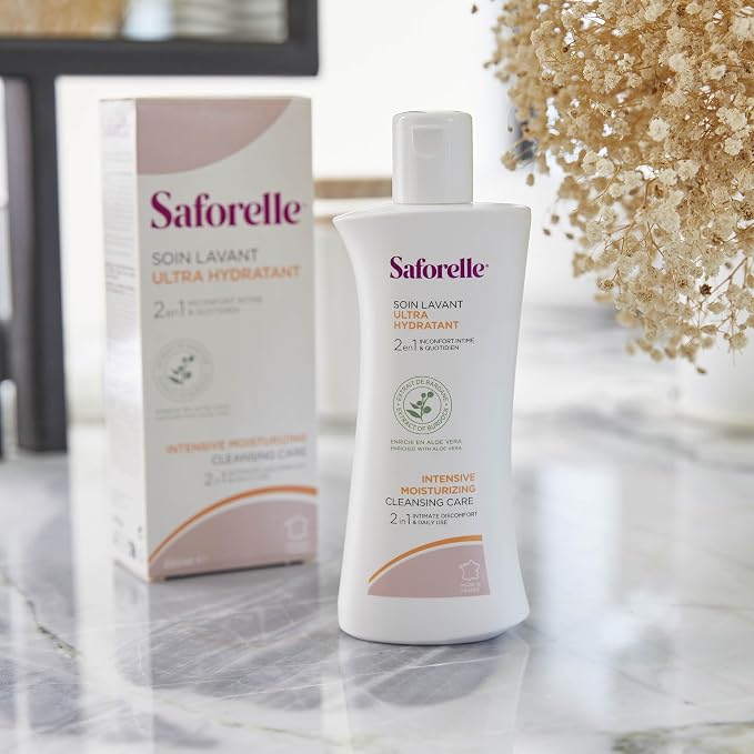 Saforelle Intensive Moisturizing Cleansing Care Feminine Wash, 250 ml | Feminine Body Wash with Burdock Extract for Soothing Daily Cleansing