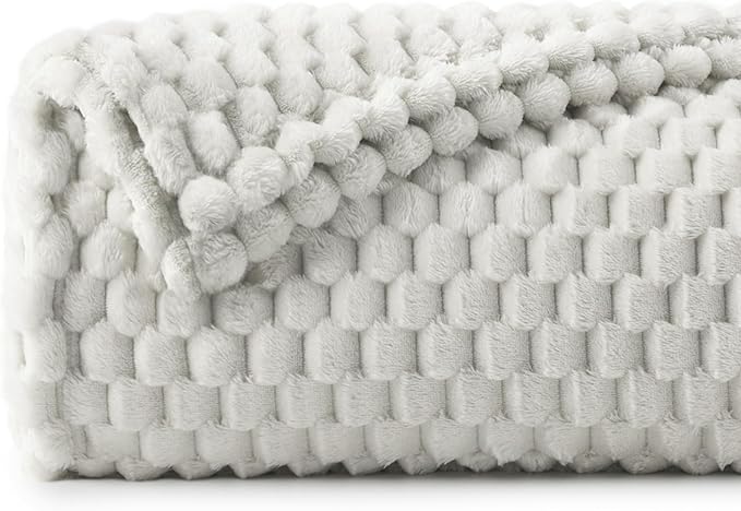 BEDELITE Light Grey Twin Blanket for Couch, Soft Cozy Gift for Women, 60*80 | 3D Jacquard Decorative Fleece Blanket, Super Soft Plush Throws, Cute Birthday Gift for Women & Men, Suitable for All Seasons