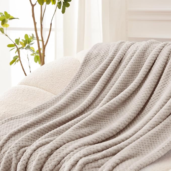 Exclusivo Mezcla Soft Waffle Fleece Bed Blanket Queen Size, Tan | Lightweight Plush Blanket for Bed, Bedroom, Cozy Flannel with Waffle Texture, Stylish Home Decor, All Season, 90x90 Inches