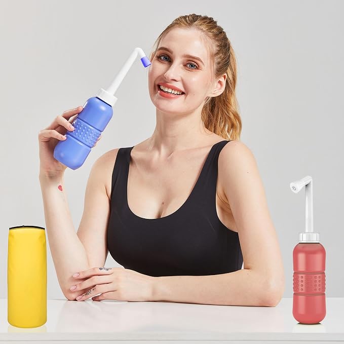 2 Pack Peri Bottle 450ml Postpartum Perineal Cleansing Bottle, Feminine Care Postpartum Perineal Cleansing 15oz Portable Bidet Travel Bidet with Waterproof Storage Bag (Pink+Blue)