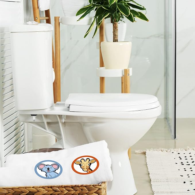 Chinco 120 Pcs Pee Targets for Boys Training Toilet Tinkle Flushable Paper Stickers You Pee on Boys Potty Training Targets Potty Aids Flushable Chart for Toddlers Use(Animals Styles)
