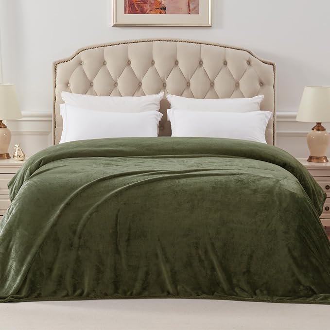 Exclusivo Mezcla Soft Fleece Blanket Twin Size for Bed, Olive Green | 90x66 Inches, Double-Sided Brushed Flannel, Lightweight Plush Cozy Blanket for Home Decor, All Season, Machine Washable