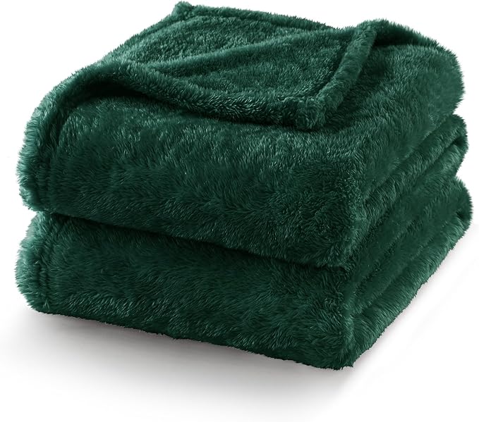 Exclusivo Mezcla Fuzzy Plush Fleece Bed Blanket King Size, Forest Green | 104x90 Inches, Super Soft and Cozy Bed Blanket, Fluffy Decorative Bedding for Livingroom, Bedroom, All Season