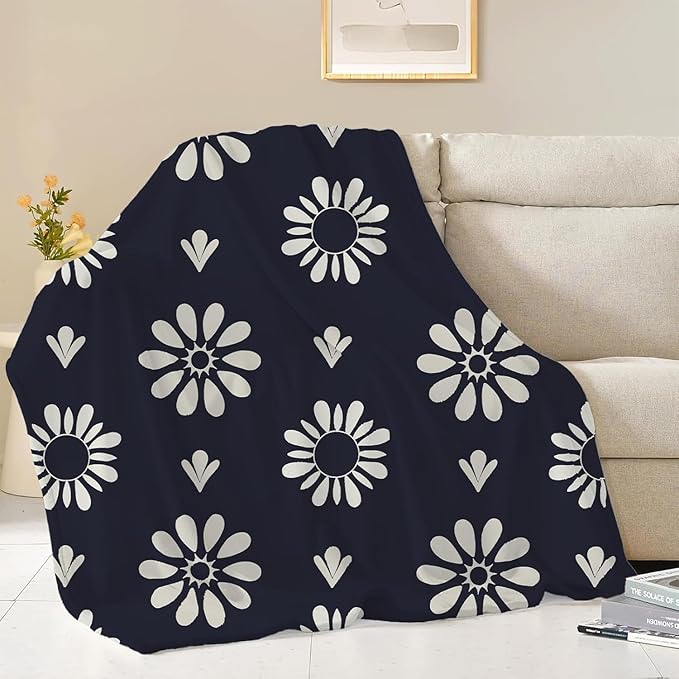 NEWCOSPLAY Throw Blanket Cute Soft Aesthetic Fleece Blanket for Kids Girls Boys Teens Cozy Blanket for Bed Couch Camping (Sunflower, Throw(50"x60"))
