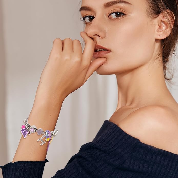 K-Pop Merch Toys Bracelet Gifts for Girls,Valentines Day Gifts Stuff Merchandise Jewelry Accessories for Women,Birthday Gift for Sister