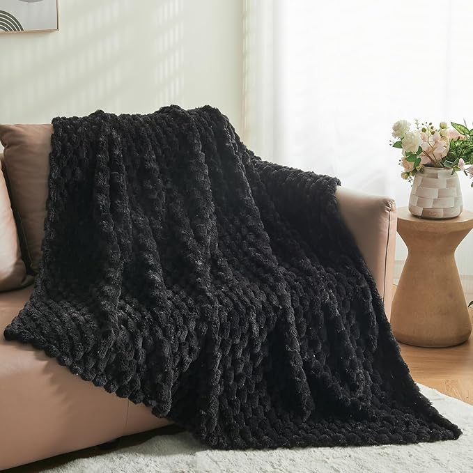 NEWCOSPLAY Super Soft Twin Blanket Black Premium Silky Flannel Fleece 3D Clouds Stylish Jacquard Lightweight Bed Blanket All Season Use 350GSM (Black, Twin(60"x80"))