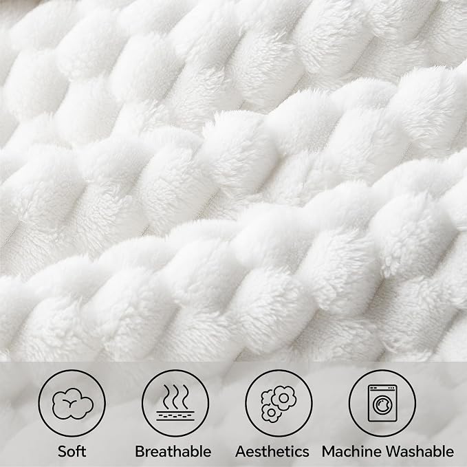 BEDELITE White Throw Blanket for Couch, Soft Cozy Gifts for Women, 50 * 60 | 3D Jacquard Decorative Fleece Blanket, Super Soft Plush Throw, Cute Birthday Gift for Women & Men, Suitable for All Seasons