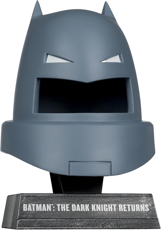 McFarlane Toys - DC Direct Armored Batman (The Dark Knight Returns) Cowl Replica 1:3 Scale