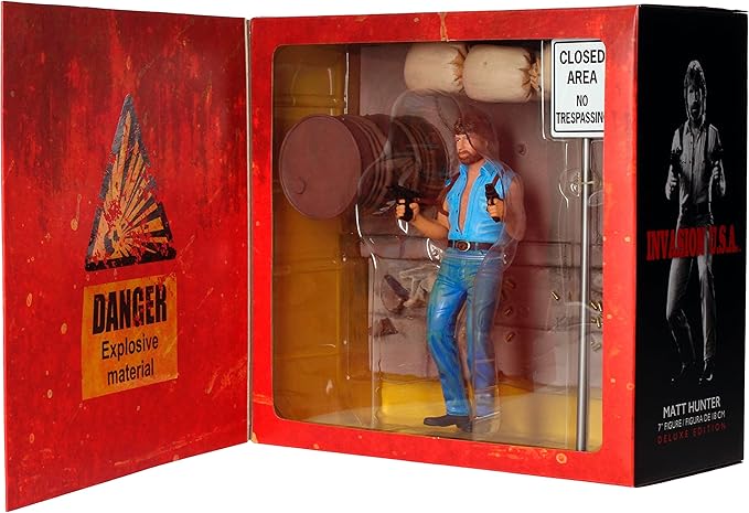 SD Toys Movie Icons: Invasion USA Matt Hunter Figure with Diorama