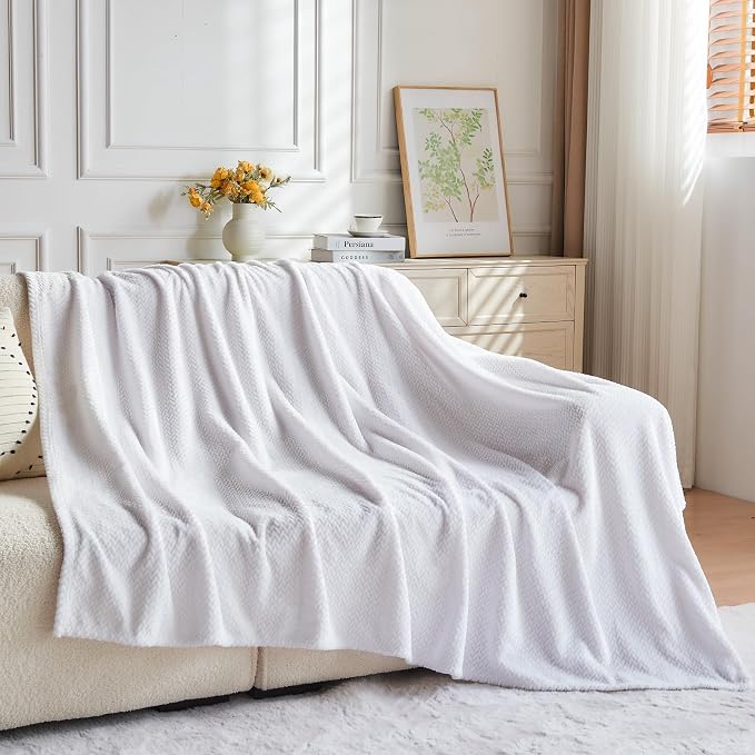 NEWCOSPLAY Fleece Leaves Pattern Throw Blanket, White, 50"x60" | Super Soft Throw Blanket, Lightweight Cozy Bed Sofa Blanket, Premium Silky Flannel Fleece, Travel Blanket for All Season Use