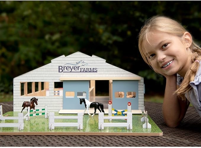 Breyer Horses Farms Deluxe Arena Stable | 24 Piece Playset | 2 Stablemates Horses Included | 24.25" L x 22" W x 10.5" H | 1:32 Scale | Model #59243