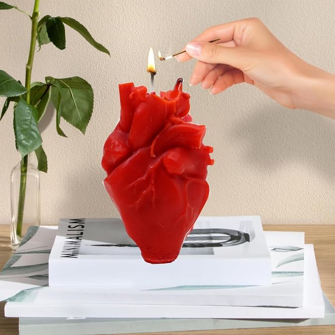 Anatomical Heart Shaped Candle Gift Pine Fragrance Natural Soy Wax Handmade Aromatherapy Candle Candles for Home Scented for Meditation Stress Relief Mood 3.5x2.3 in