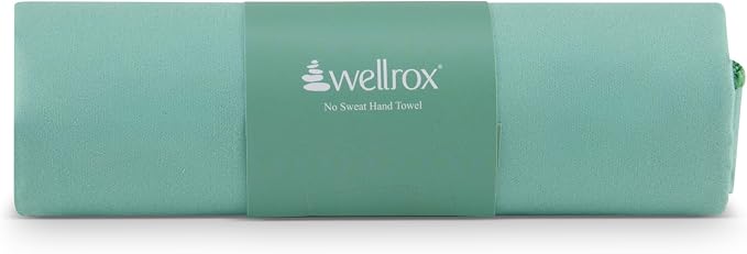 Wellrox Microfiber Yoga Hand Towel – Super Soft, Quick-Dry, Non Slip Yoga Towel for Hot Pilates, Gym & Workouts (26.5" x 16", Green)