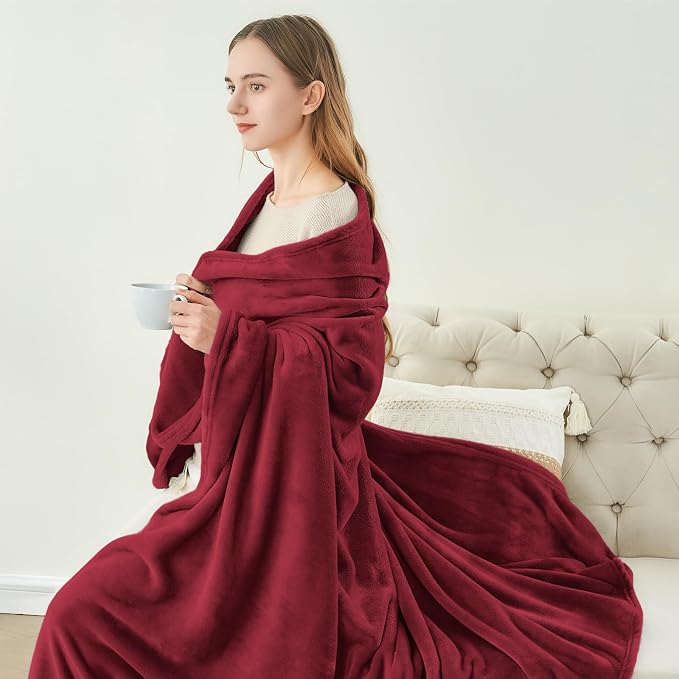 BEDELITE Fleece Blanket Soft Plush Throw for Couch Burgundy 50"x60" | Ultra Soft Fleece, Plush Microfiber, Lightweight Warmth, All Season Comfort, Fade Resistant, Machine Washable, Couch Sofa Bed