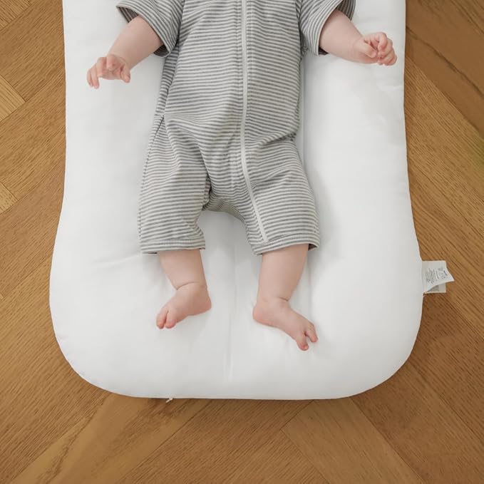Baby Lounger for Infants Babies 0-12 Months, Bionic Organic Lounger, Soft Cotton Breathable Infant Floor Seats & Loungers for Newborn Baby Shower Gifts (White)