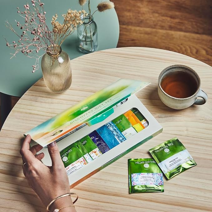 Palais des Thés - Discovery Gift Set Box with Flavored Teas - Organic Selection of Premium Tea Bags, Serves 18 Cups