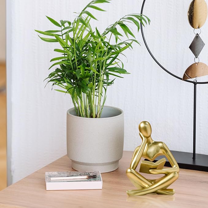 UTTCMK Abstract Art Thinker Statue - Reading Thinker Sculpture Figurine, Modern Home Decoration for Living Room Office Shelves Coffee Table Desk Decor (Gold)