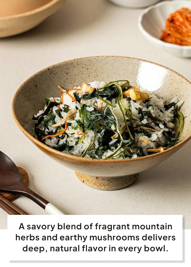 Korean Food Chwinamul Bibimbap Kit, Dried Greens & Mushroom, Vegan, 3 Pack | Dried wild greens and mushroom blend for preparing traditional Korean bibimbap