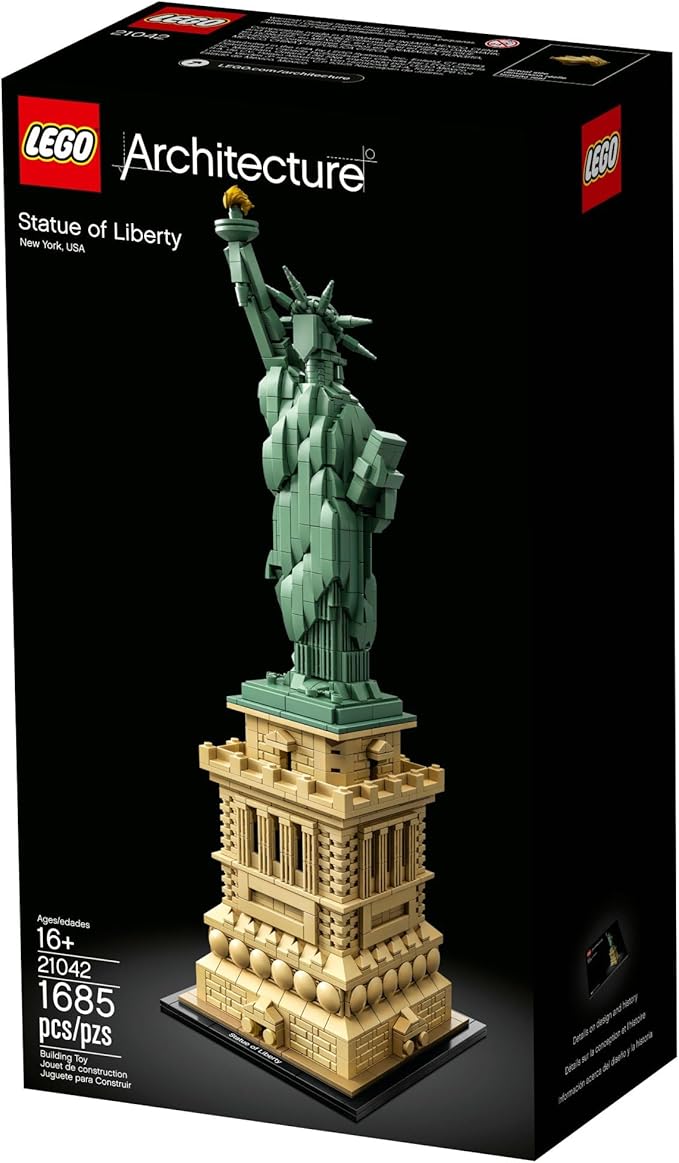 LEGO Architecture Statue of Liberty Model Building Set - Collectible New York City Souvenir, Creative Home Décor or Office Centerpiece, Great Gift Idea for Adults and Teens, 21042