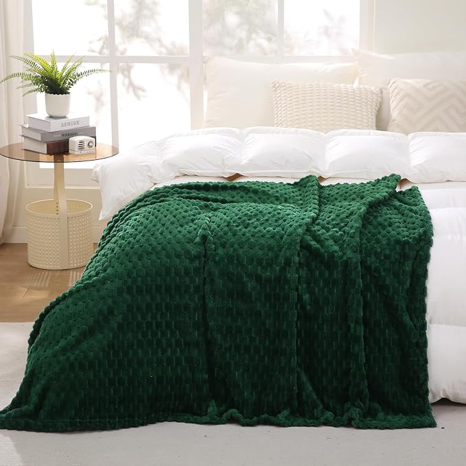 Dark Hunter Green Throw Blanket 50"×60" Fuzzy 3D Jacquard Decorative | Flannel Fleece Super Soft Plush Cozy Blanket for Couch Sofa Chair Lightweight
