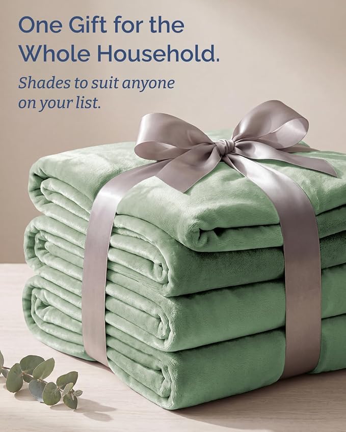 Ultra Soft Fleece Blanket Oversized King Size - Flannel Fleece Luxury Blanket - Lightweight for Couch Bed Chair - Thick, Warm and Breathable - All Season Cozy, Celadon