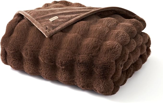 Faux Rabbit Fur Bubble Throw Blanket, 50"x60", Chestnut | Ultra Soft, Luxury Faux Rabbit Fur Throw, Thick Warm Bubble Blanket, Cozy Fluffy Reversible, for Bed, Couch, Chair, Sofa