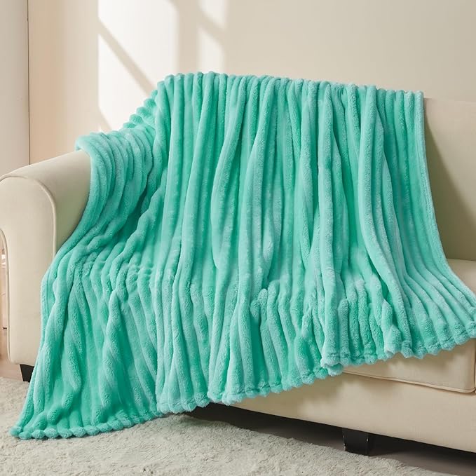 NEWCOSPLAY Super Soft Throw Blanket Aqua Premium Silky Flannel Fleece 3D Ribbed Jacquard Lightweight Bed Blanket All Season Use (Aqua Ribbed, Throw(50"x60"))
