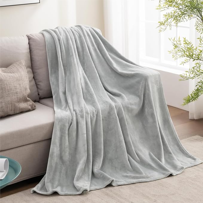 BEDELITE Fleece Blanket Soft Plush Twin Size Blanket Light Grey 60"x80" | Ultra Soft Fleece, Plush Microfiber, Lightweight Warmth, All Season Comfort, Fade Resistant, Machine Washable, Couch Sofa Bed