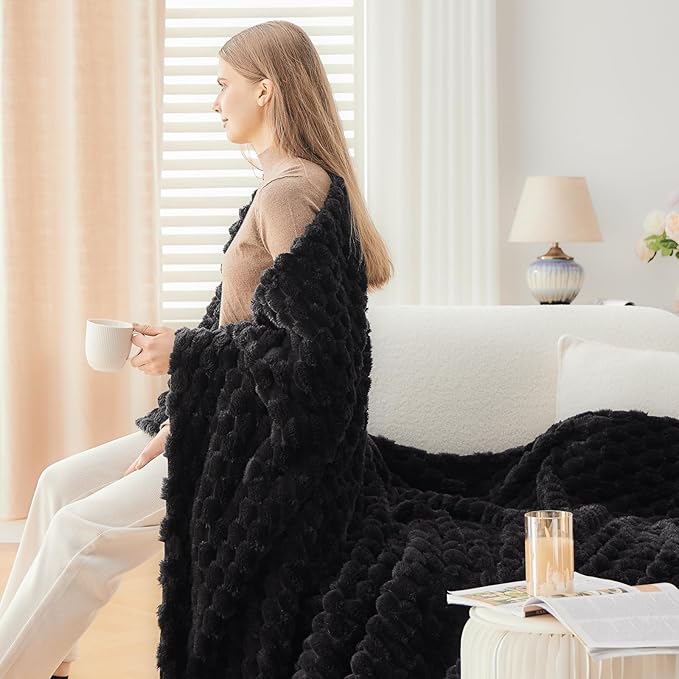 NEWCOSPLAY Super Soft Queen Blanket Black Premium Silky Flannel Fleece 3D Clouds Stylish Jacquard Lightweight Bed Blanket All Season Use 350GSM (Black, Queen(90"x90"))