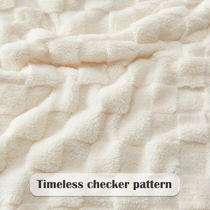 NEWCOSPLAY 3D Checkered Flannel Queen Blanket, Ivory Checkered, 90"x90" | Super Soft Cute Lightweight Decorative Premium Silky Fleece Blanket for Couch Sofa Bed, Gift for Women Men, All Season Use