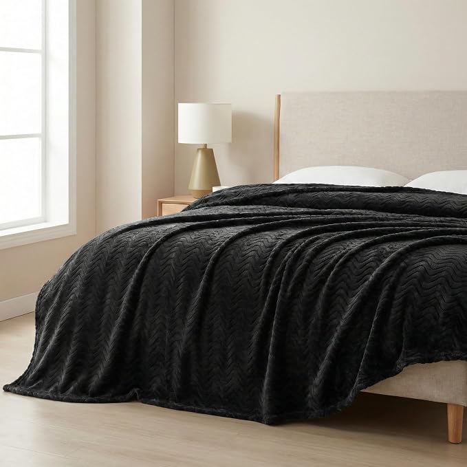 Exclusivo Mezcla Soft Fleece Blanket Twin Size for Bed, Sofa, Black | 90"x66" Breathable Lightweight Flannel Blanket for Summer, Plush Cozy Jacquard Wave for Home Decor