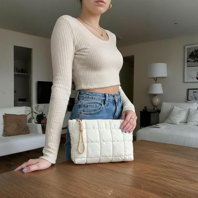 Puffer Quilted Makeup Bag Travel Cosmetic Bag Portable Puffy Checkered Toiletry Pouch Skincare Organizer Purse Pencil Case (White)