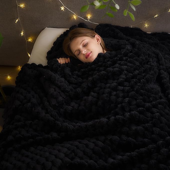 NEWCOSPLAY Super Soft Queen Blanket Black Premium Silky Flannel Fleece 3D Clouds Stylish Jacquard Lightweight Bed Blanket All Season Use 350GSM (Black, Queen(90"x90"))