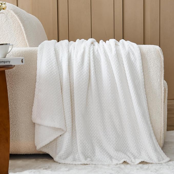 NEWCOSPLAY Fleece Leaves Pattern Throw Blanket, White, 50"x60" | Super Soft Throw Blanket, Lightweight Cozy Bed Sofa Blanket, Premium Silky Flannel Fleece, Travel Blanket for All Season Use
