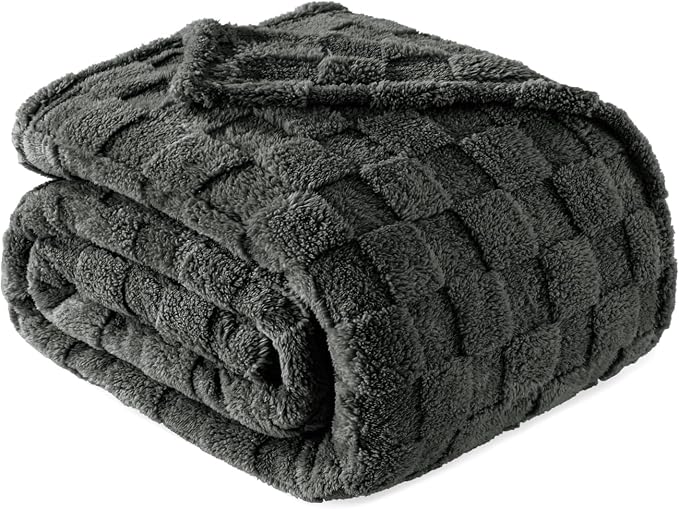 Exclusivo Mezcla 3D Checkered Fleece Queen Blanket for Bed, Dark Grey | Super Soft and Cozy Fluffy Blanket, Lightweight, Breathable, Decorative Blanket for Living Room, Bedroom, All Season, 90"x90"