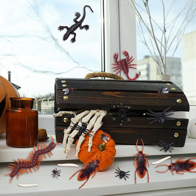 130 PCS Realistic Plastic Bugs Trick Toys, 9 Types Prank Fake Insects Cockroaches Spiders Centipedes Scorpions for Halloween Party Fools' Day Decorations